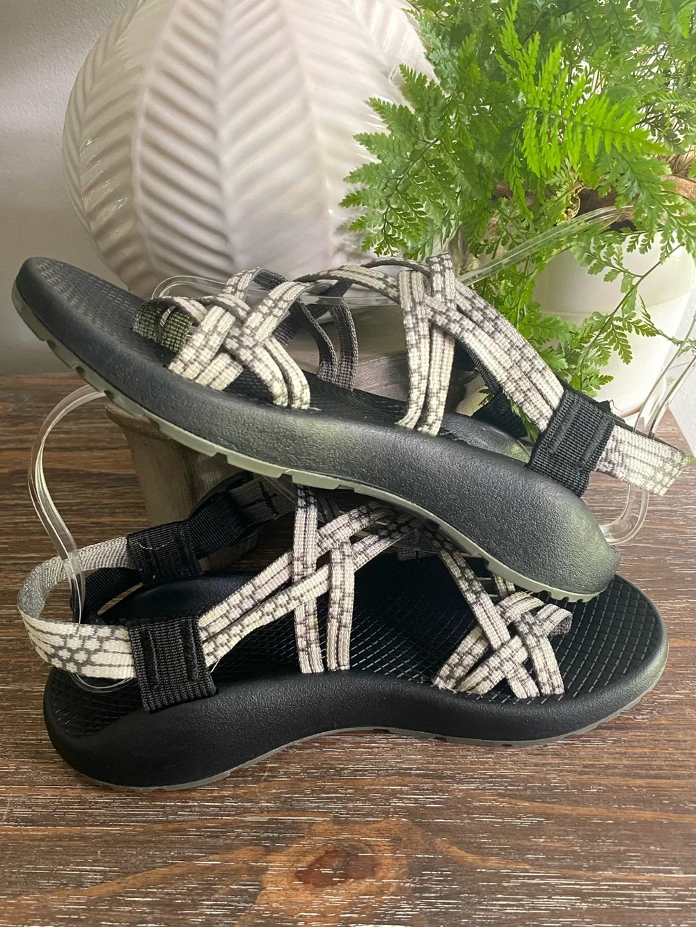 Chaco | Strappy ZX/2 Outdoor Hiking Kayaking Walking Sandals Shoes 7 Black Cream - Picture 8 of 10